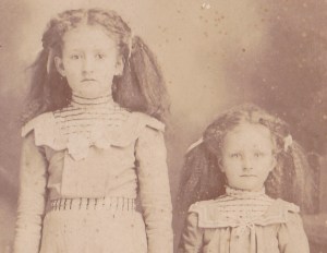 Bennett Bland sisters detail2