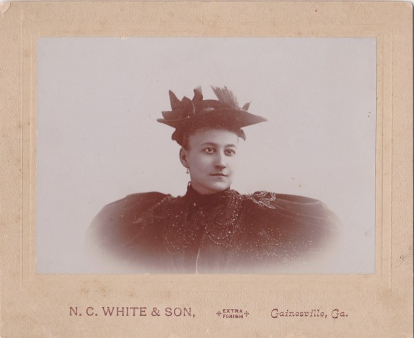 White, N.C. & Son MuttonSleeve5.5x7