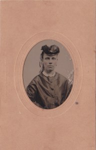 Sarah Elizabeth “Lizzie” Foy Dutton, tintype made by J.U.P. Burnham, ca. 1870; she first married William H. Dutton, was widowed in 1875, and married John M. Speir in 1883. Collection E. Lee Eltzroth