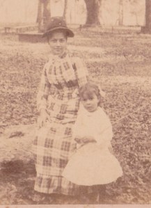 Wilson, Wm.E., Savannah cab Woman&amp;Child detail