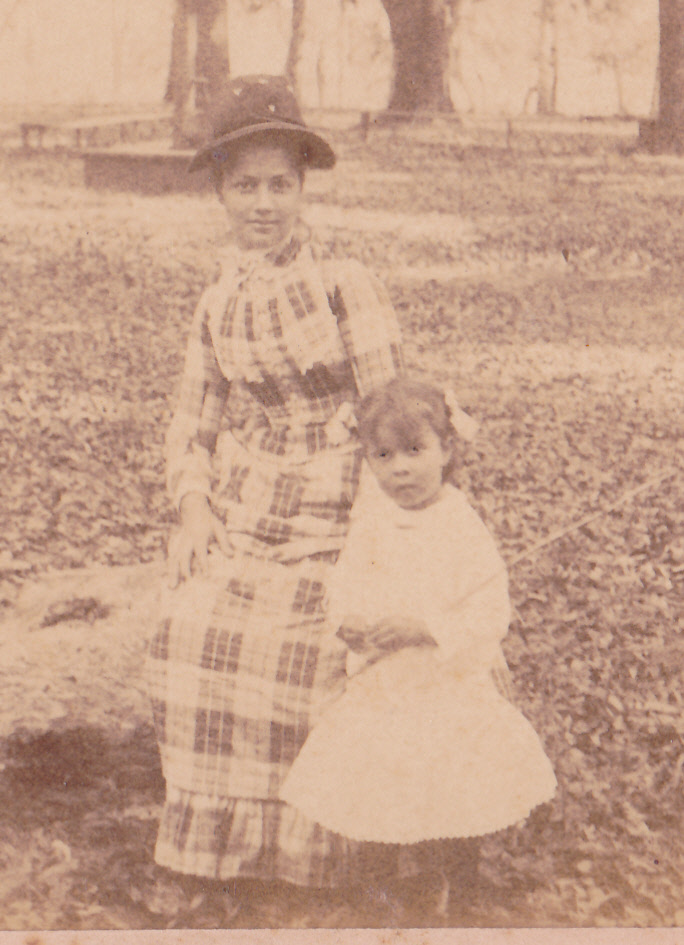 Wilson, Wm.E., Savannah cab Woman&amp;Child detail